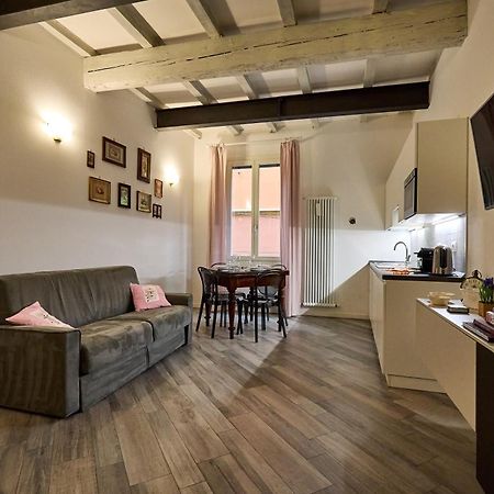 La Torre Lunga -Smart Working- 150 M Dalle-From Due Torri-Two Towers 博洛尼亚 外观 照片