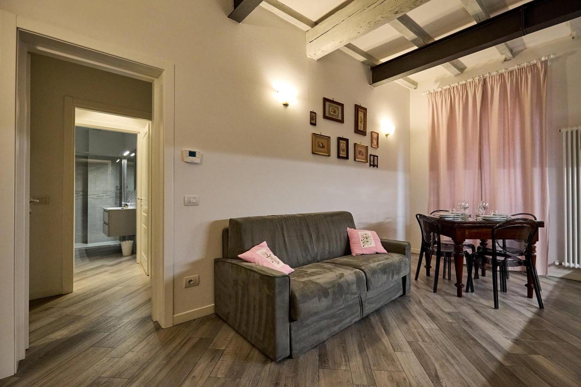 La Torre Lunga -Smart Working- 150 M Dalle-From Due Torri-Two Towers 博洛尼亚 外观 照片
