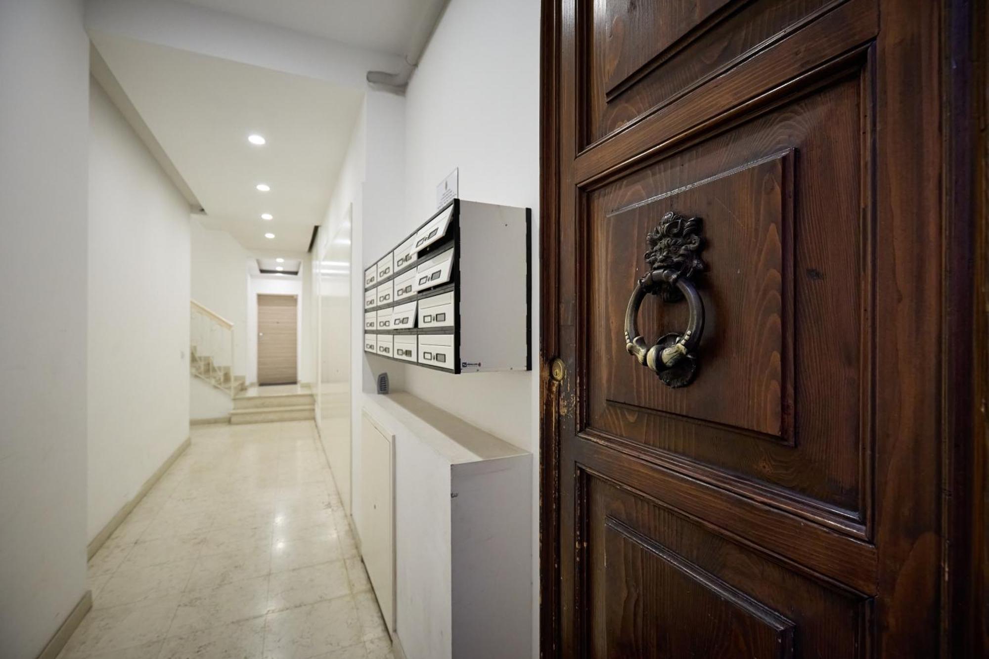 La Torre Lunga -Smart Working- 150 M Dalle-From Due Torri-Two Towers 博洛尼亚 外观 照片