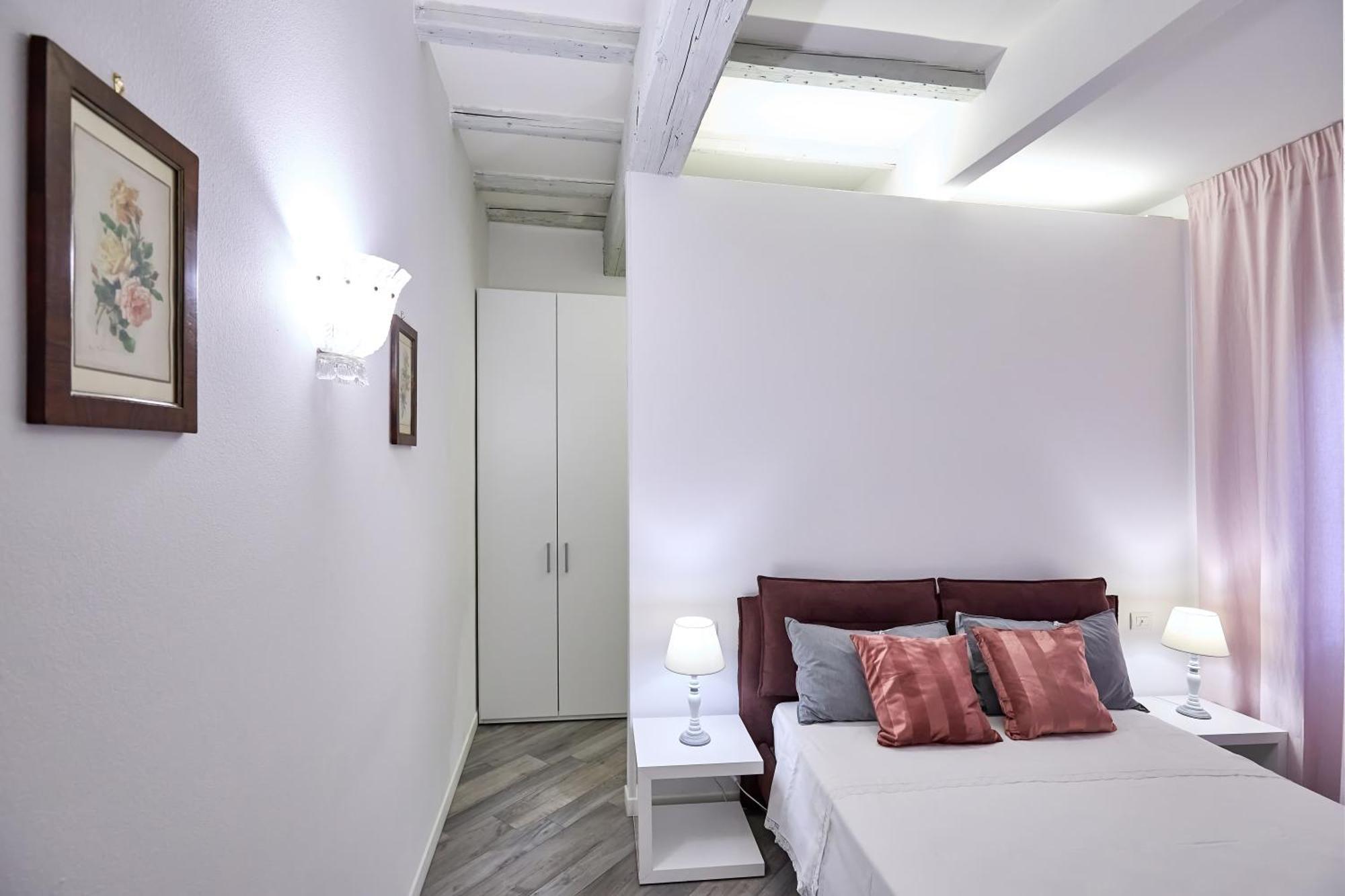 La Torre Lunga -Smart Working- 150 M Dalle-From Due Torri-Two Towers 博洛尼亚 外观 照片